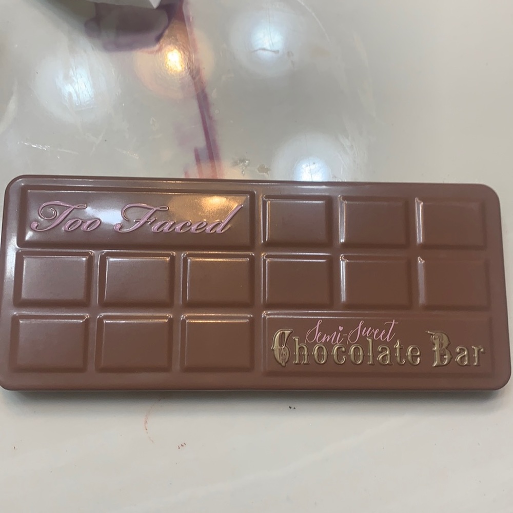 Too faced shadow palette